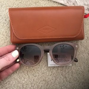 Brand new Fossil sunglasses and case